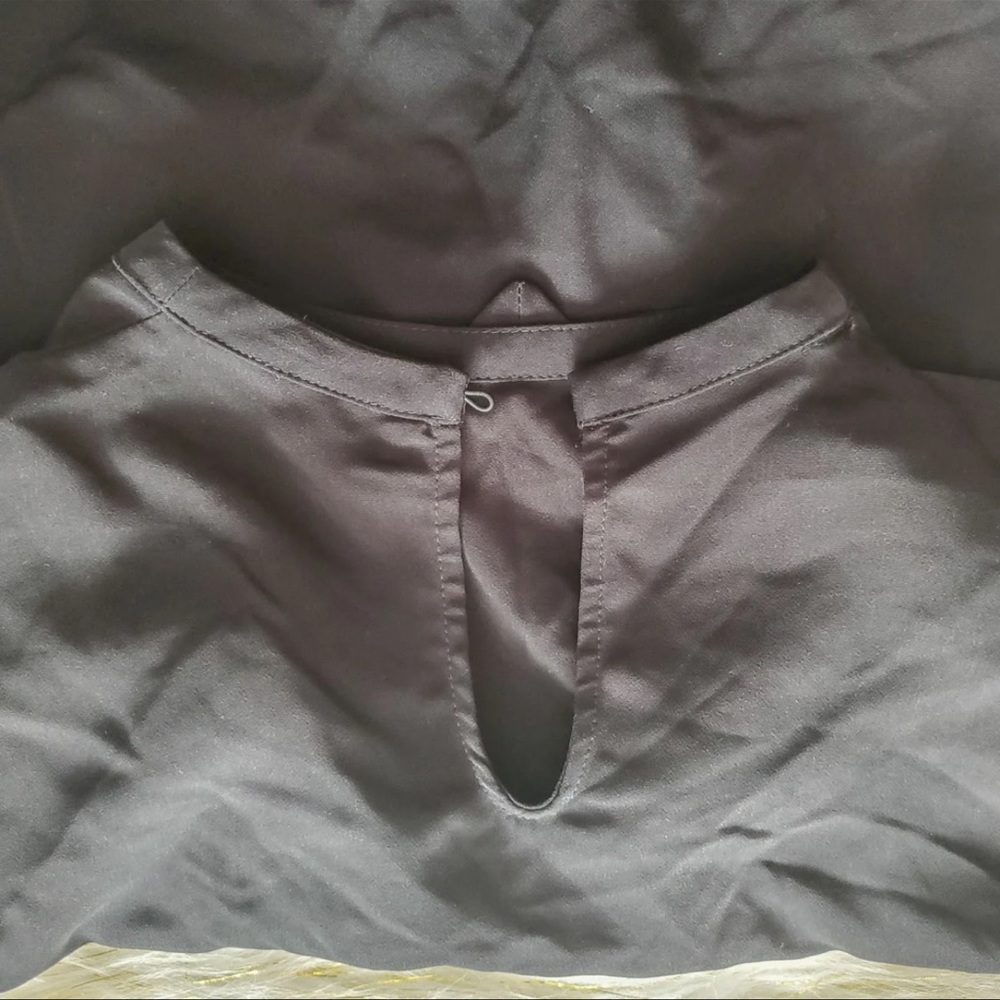 H&M Ruffle Blouse - Picture 5 of 8
